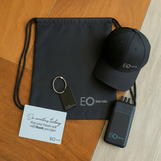 Welcome kit corporativo con gorra y accesorios de bienvenida personalizados para empleados